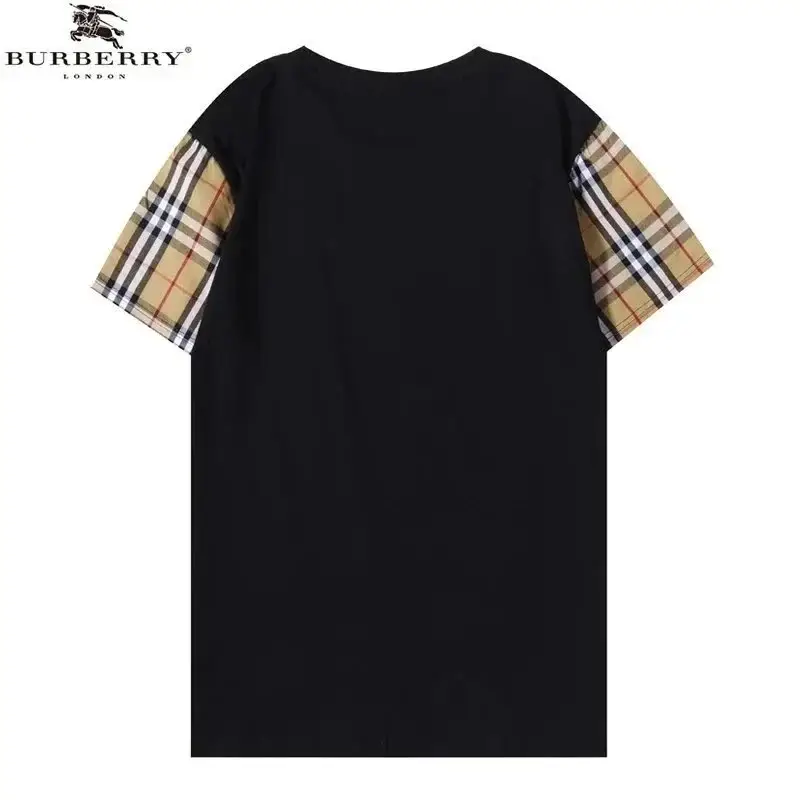 Burberry T-shirt 1 — foto 6 de 6