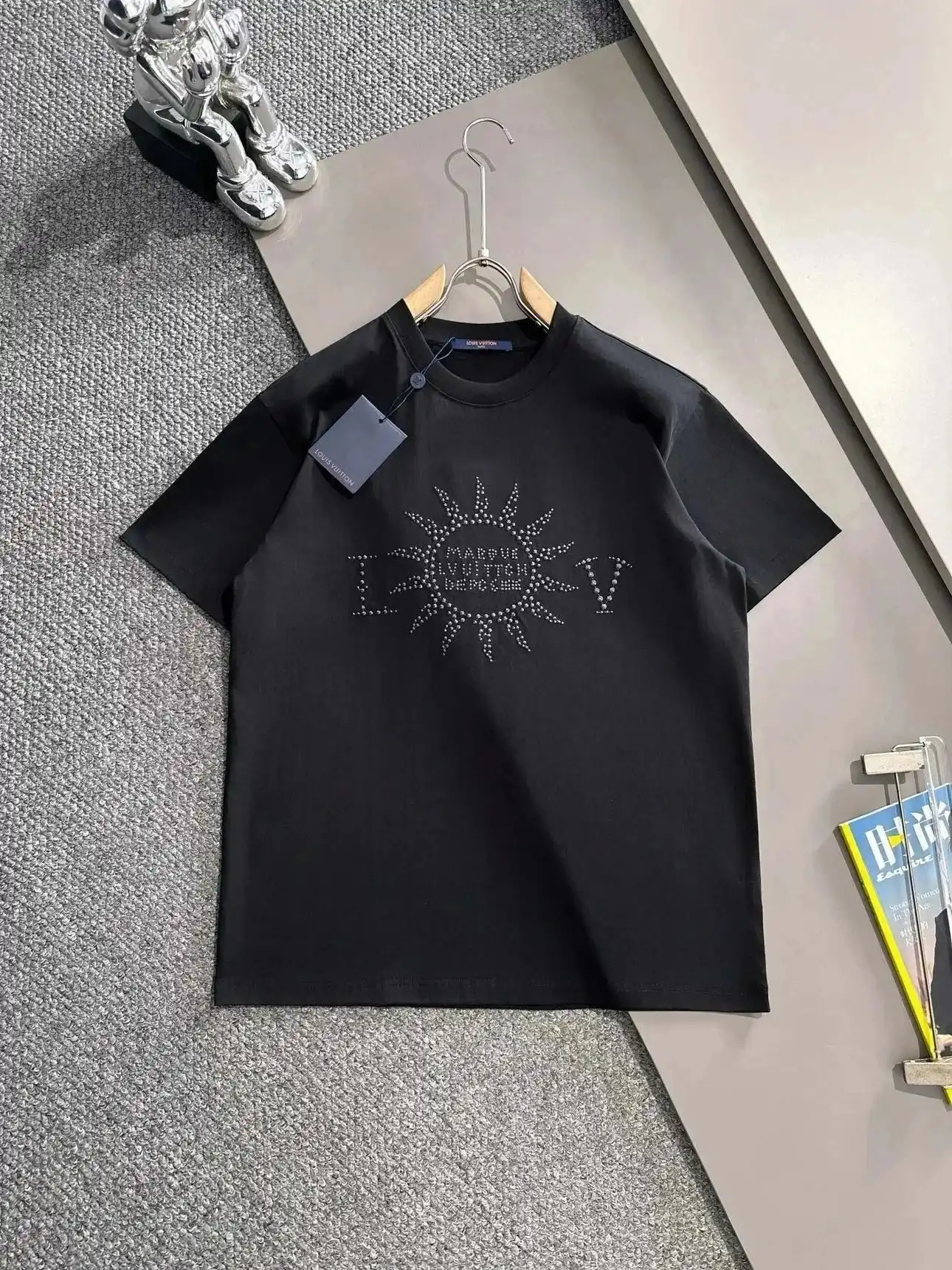 LV-T-Shirt — foto 4 de 6