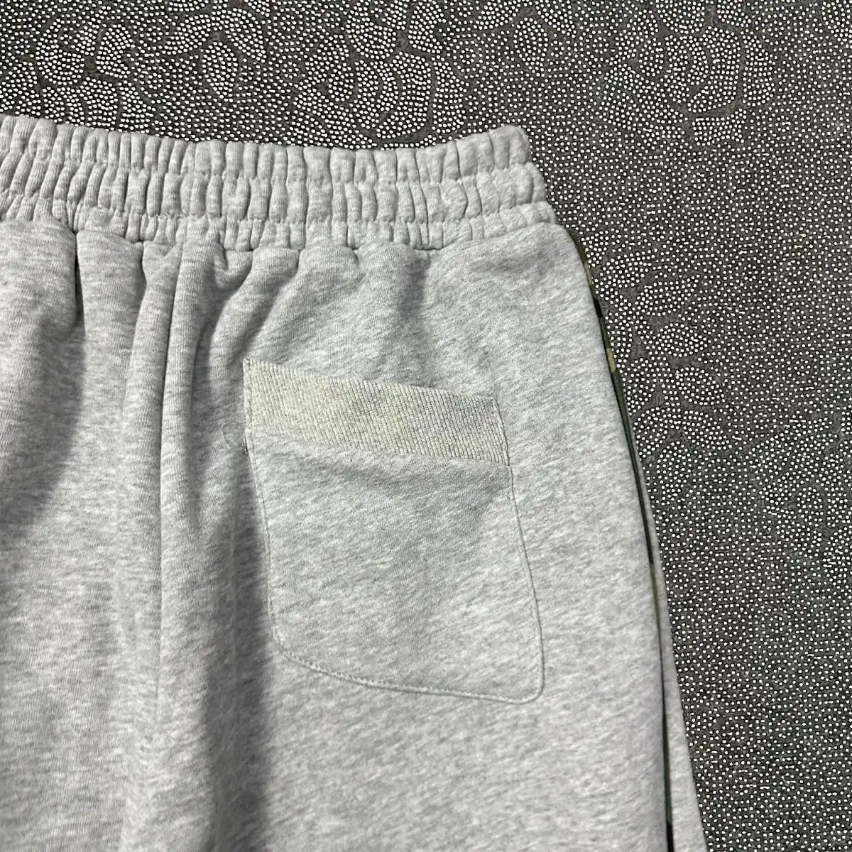 Broken Planet Hoodie & Pants Set — foto 5 de 6