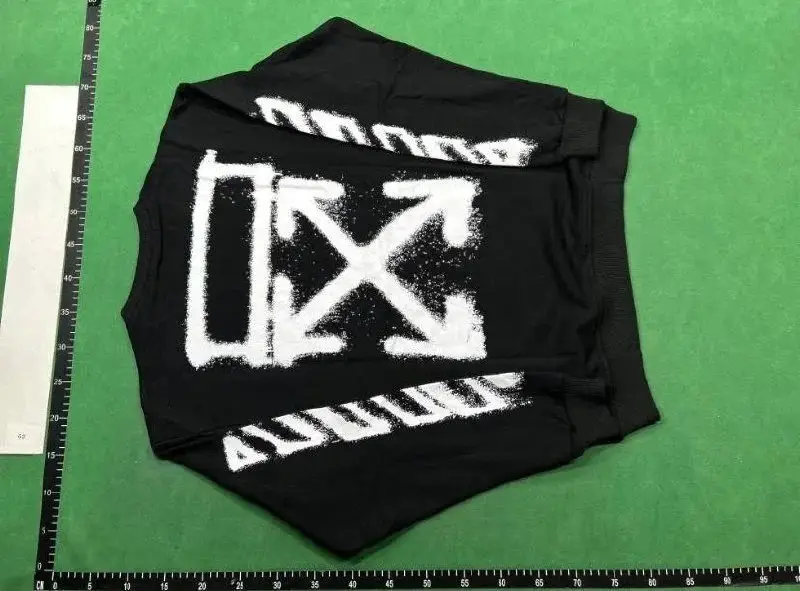 Off-White Men's Graphic Print Sweatshirt Black — foto 3 de 6