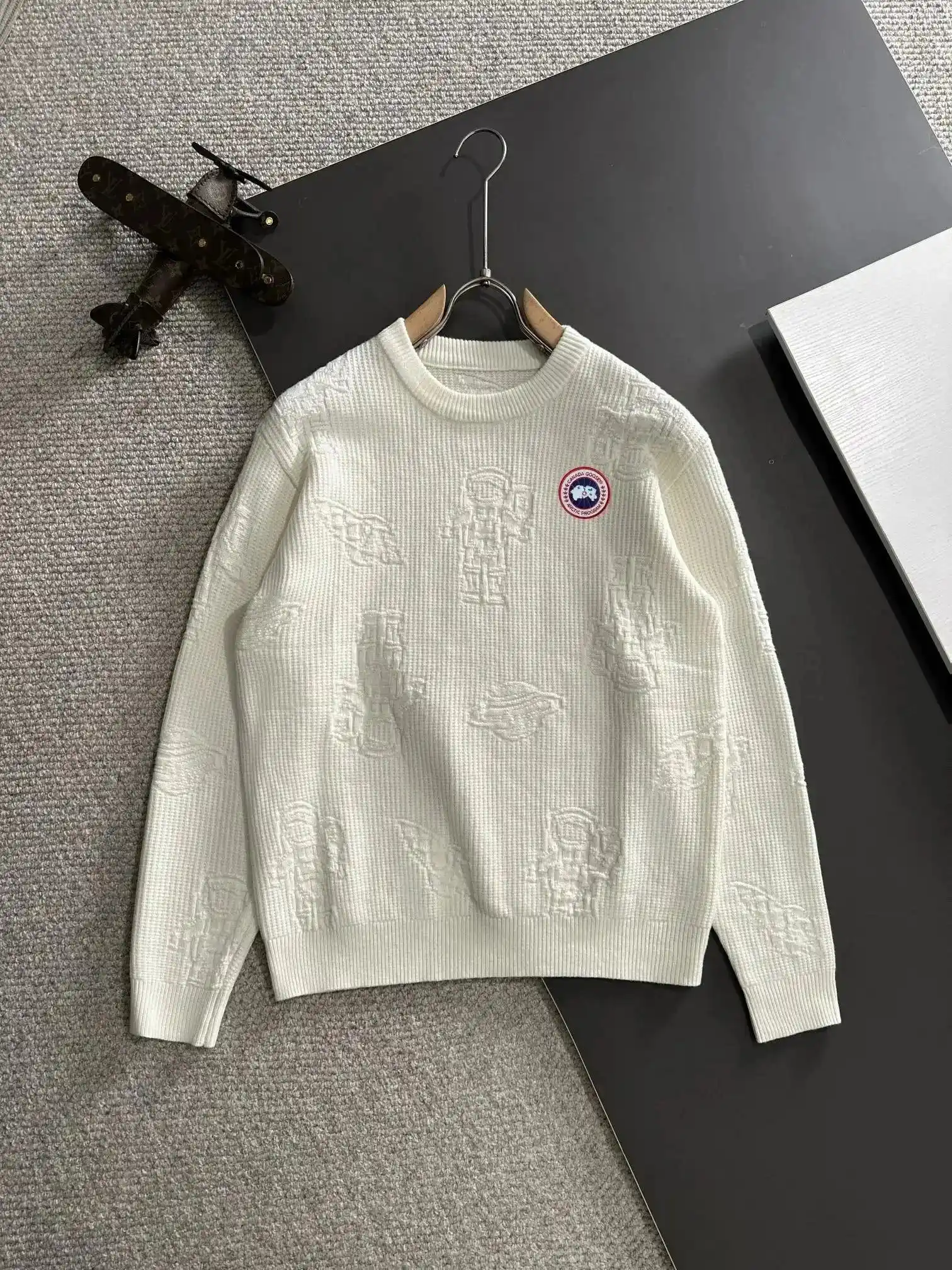 Canada Goose Sweater [27 styles] — foto 3 de 6