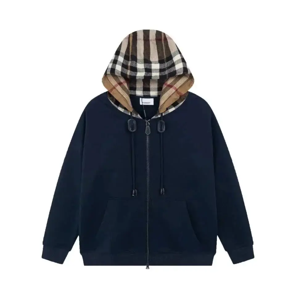 Burberry sweatshirt (40 CP) — foto 5 de 6