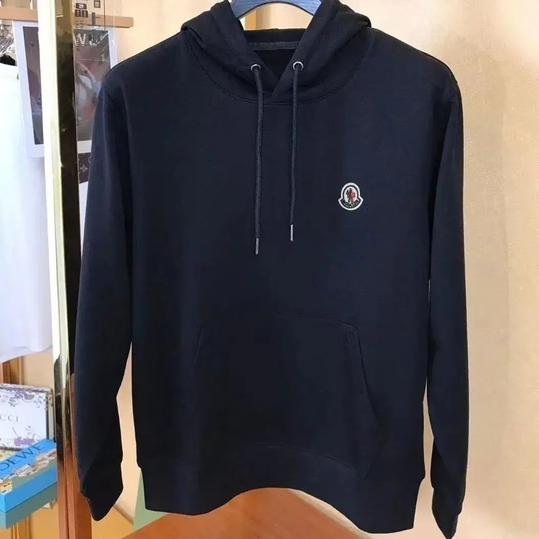 Moncler Hoodies — foto 3 de 6