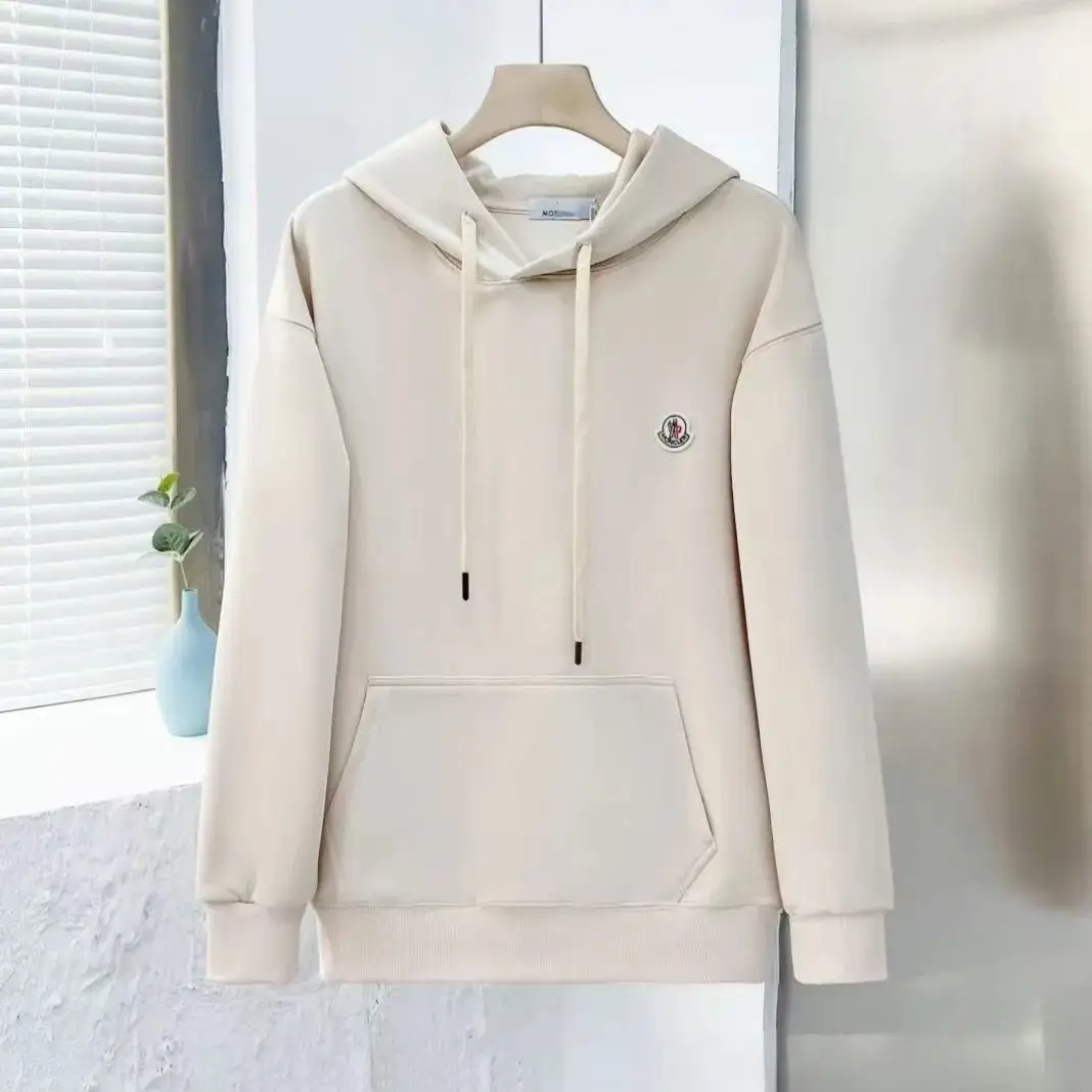 Moncler Hoodies — foto 6 de 6