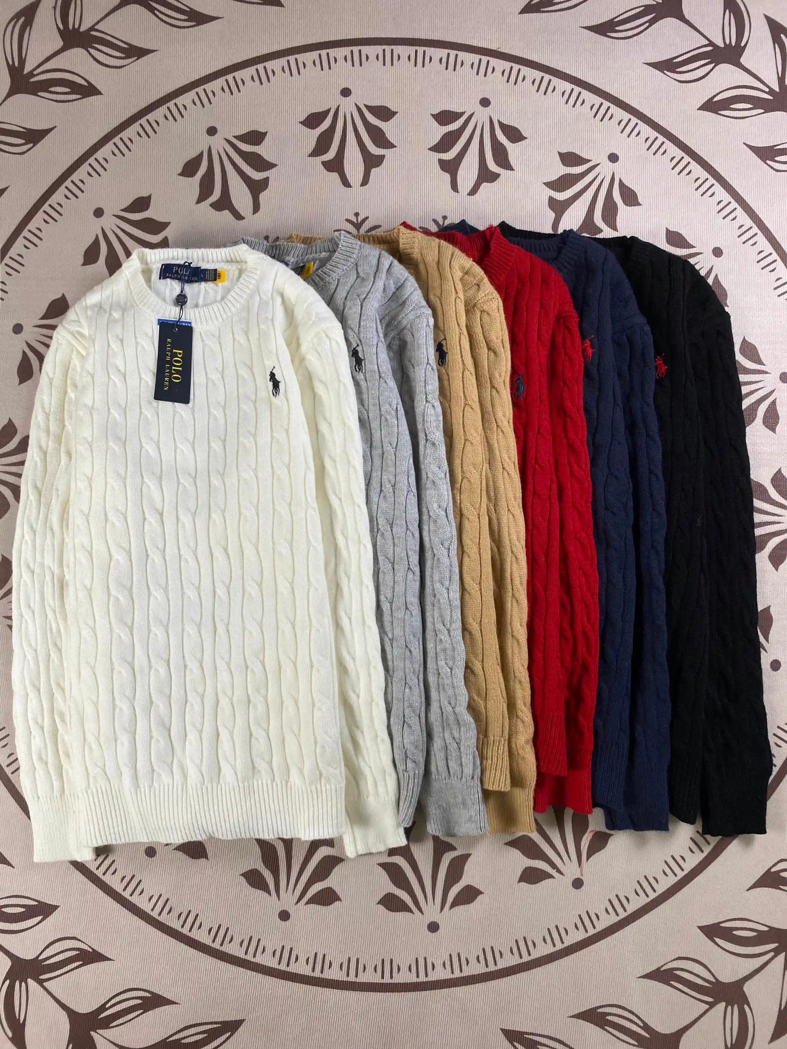 Ralph Lauren Cable Knit & Quarter-Zip Sweaters [22 styles] — foto 2 de 6