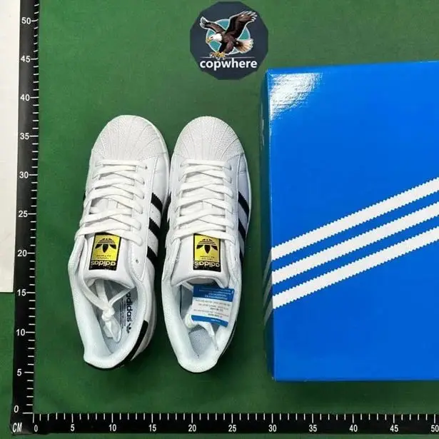adidas Super Star — foto 2 de 6
