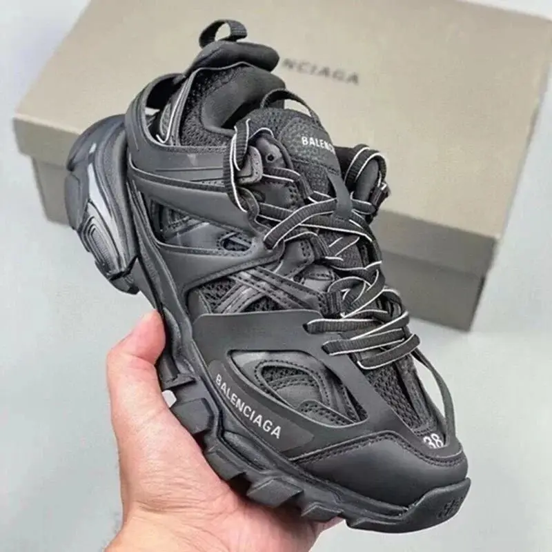 Balenciaga Track 3.0 — foto 3 de 6