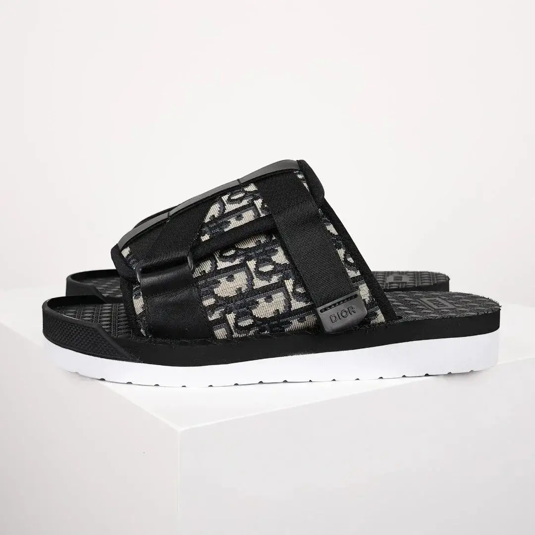 Dior Alpha Oblique /GUCCI slippers — foto 2 de 6