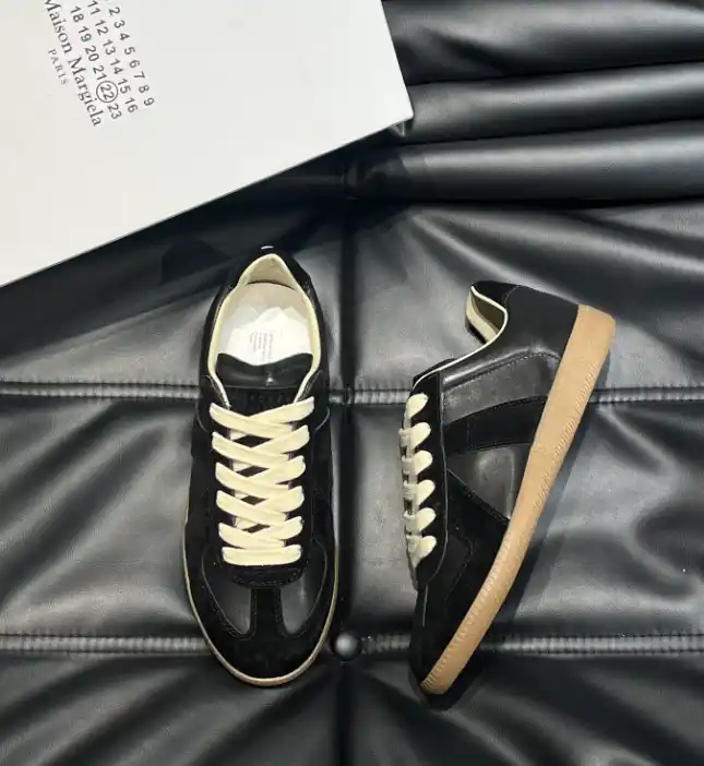Maison Margiela Replica Sneakers — foto 2 de 6