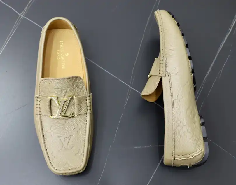 Louis Vuitton Loafers — foto 4 de 6