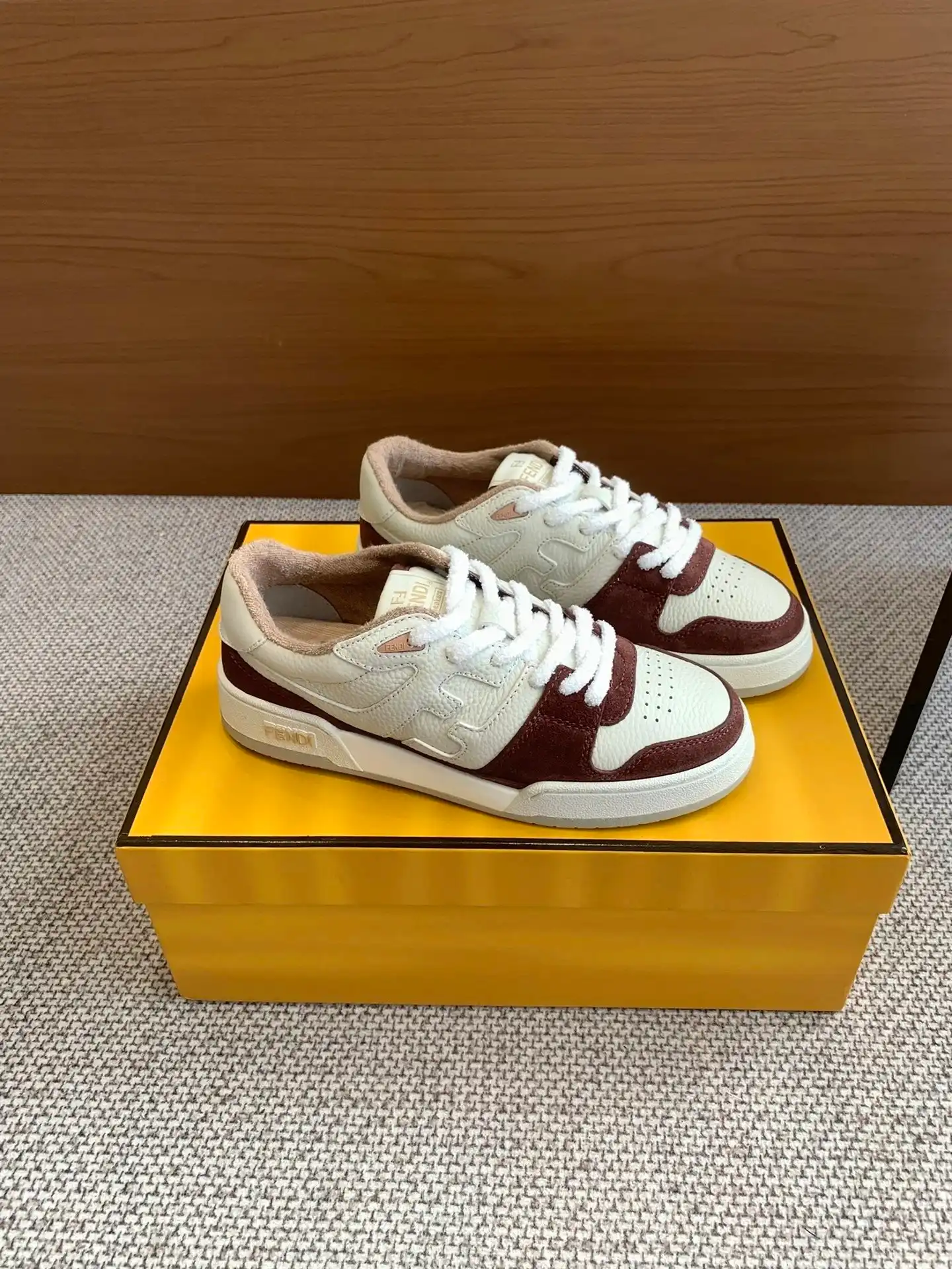 Fendi Match Sneakers — foto 6 de 6