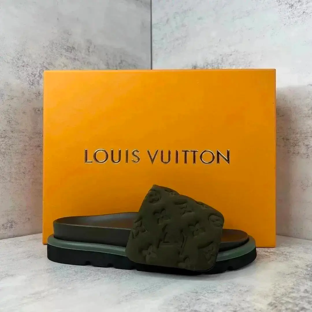 LV slipper — foto 3 de 6