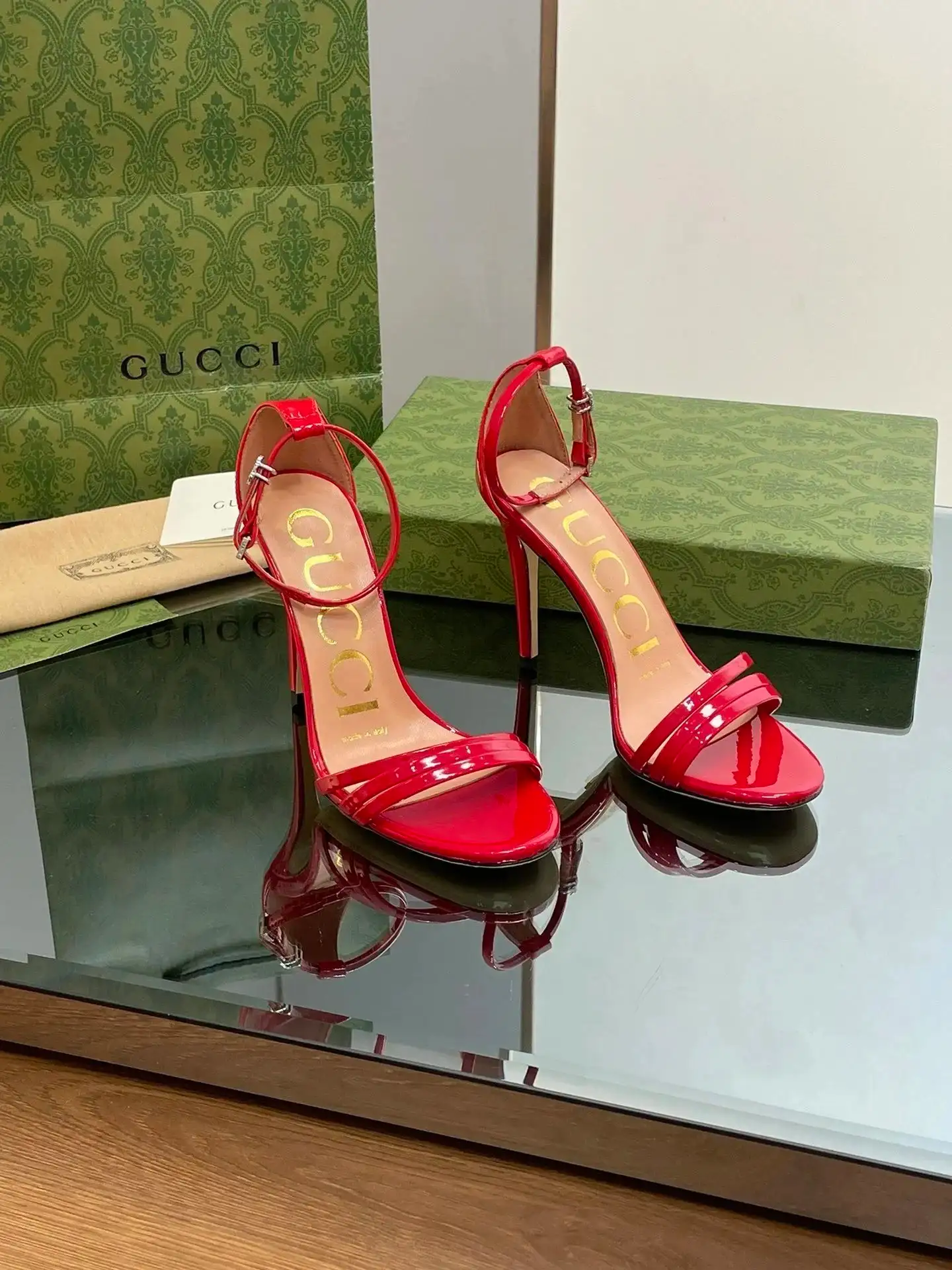 gucci women's high heels — foto 4 de 6