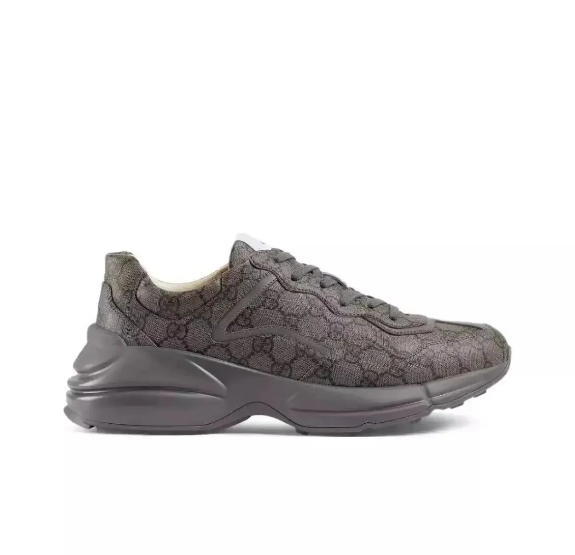 Gucci Sneakers — foto 2 de 6