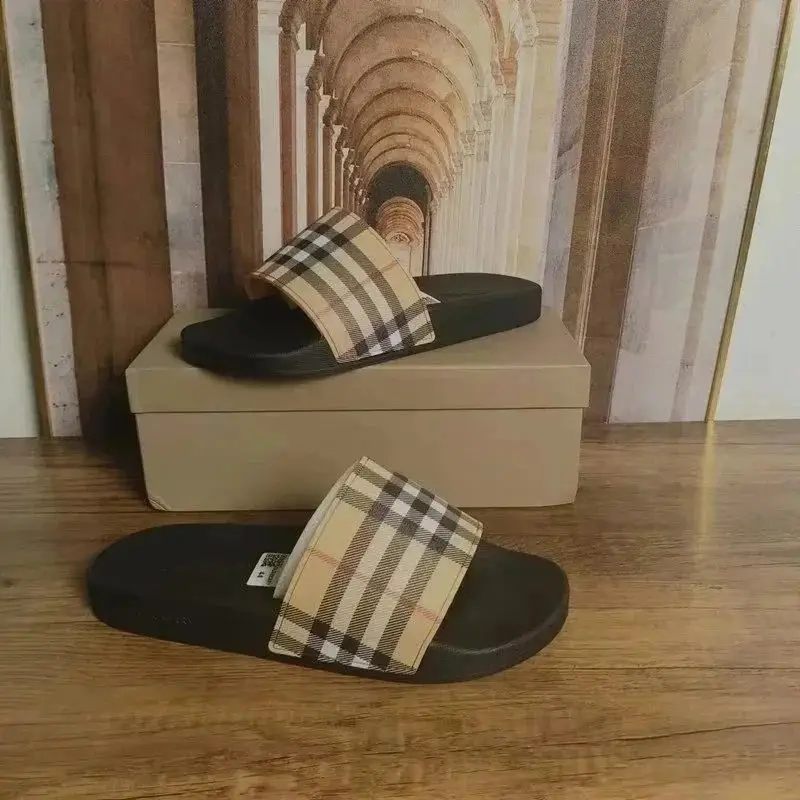 Burberry — foto 4 de 6