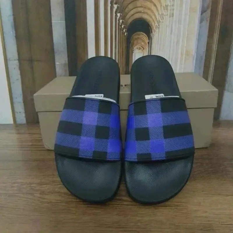 Burberry — foto 6 de 6