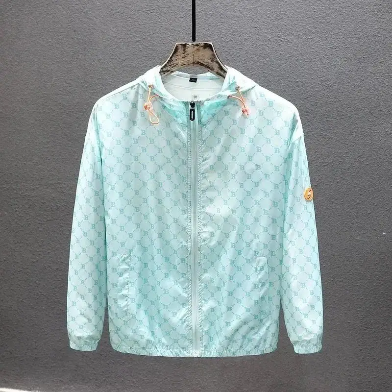 Gucci GG Supreme Hooded Jacket — foto 2 de 6