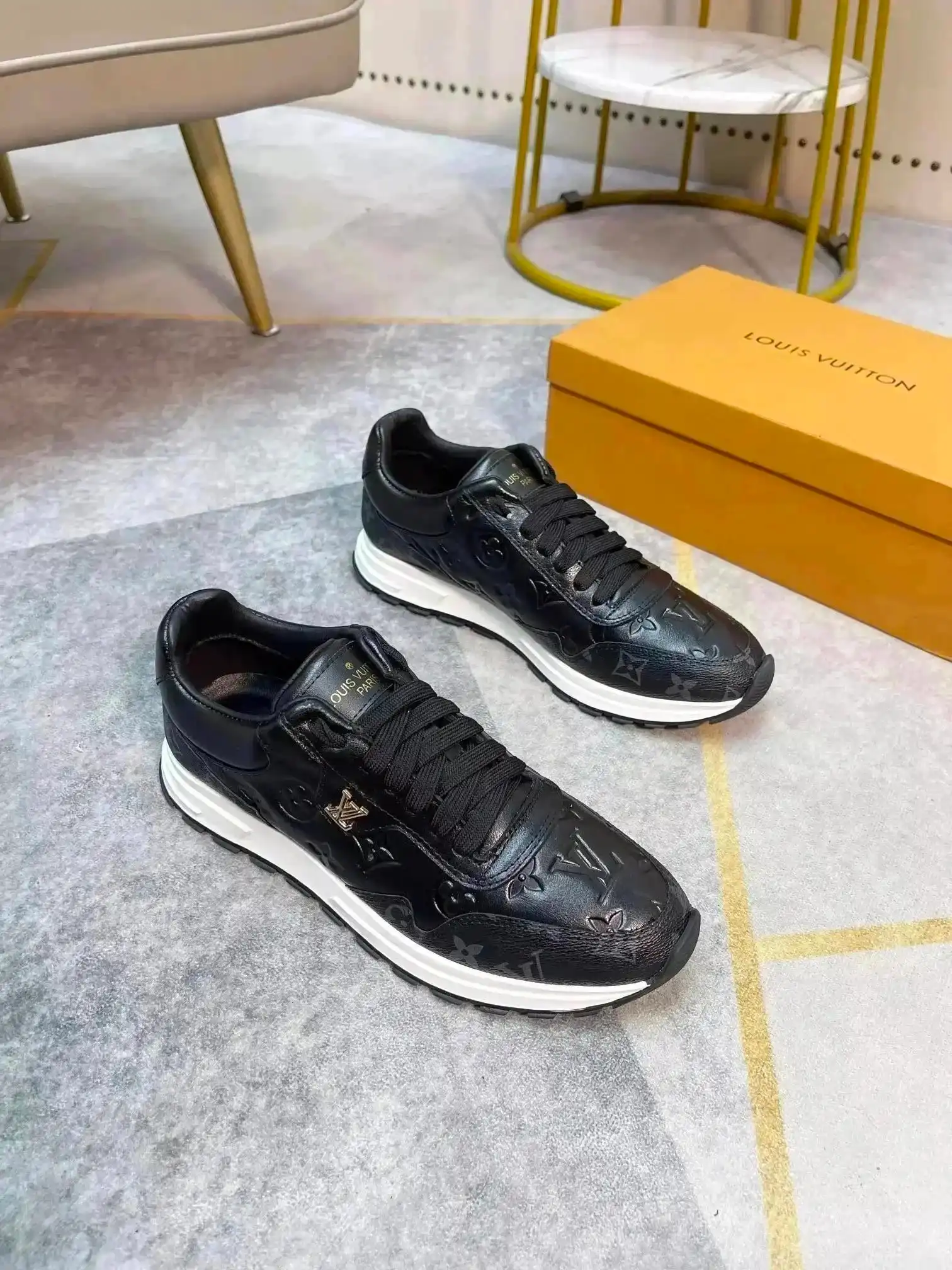 LV Trainer Moncler Hogan Sneakers [Multiple Styles] — foto 3 de 6