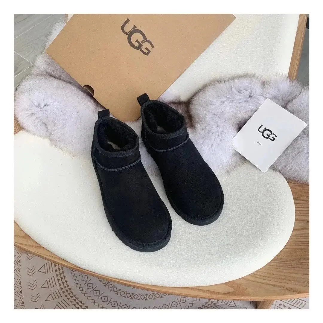 UGG Classic Ultra Mini Boots — foto 5 de 6