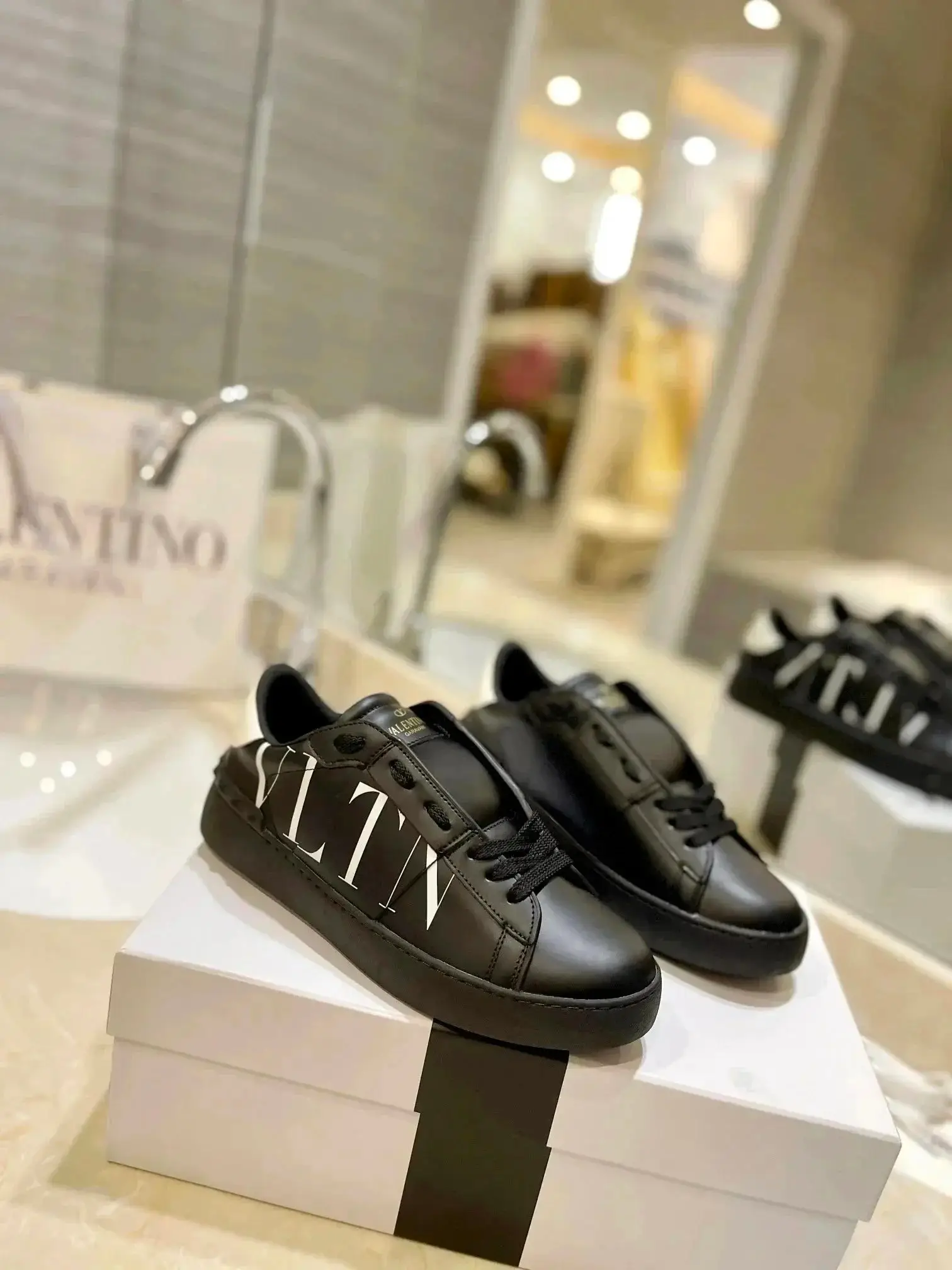 Valentino mcqueen Rick Owens shoe — foto 3 de 6