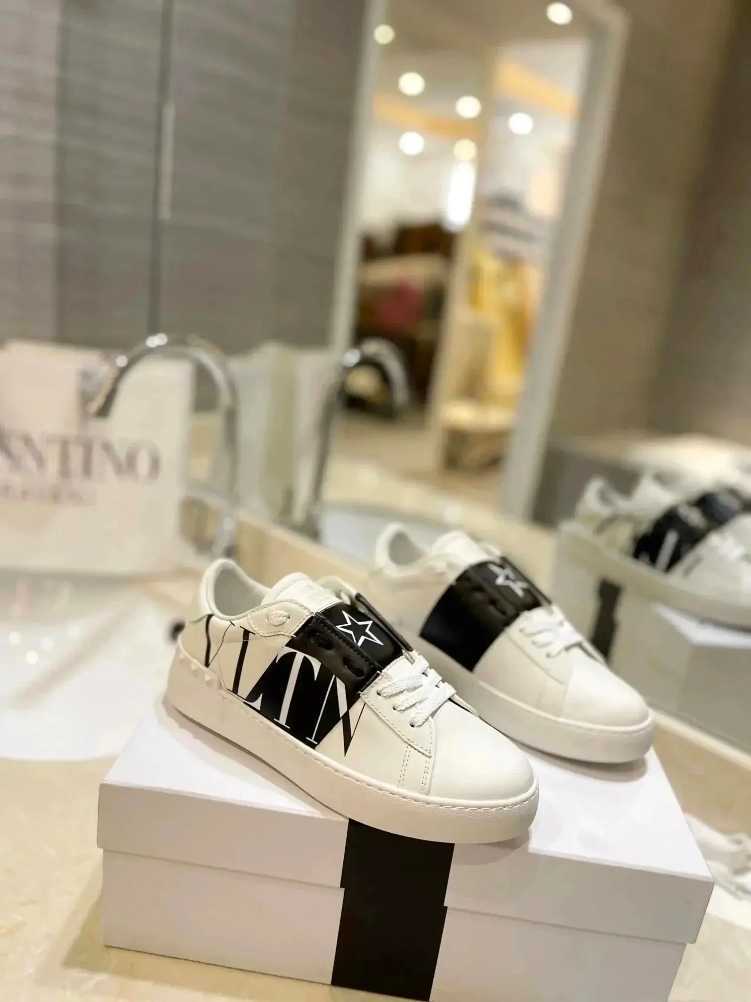 Valentino mcqueen Rick Owens shoe — foto 5 de 6