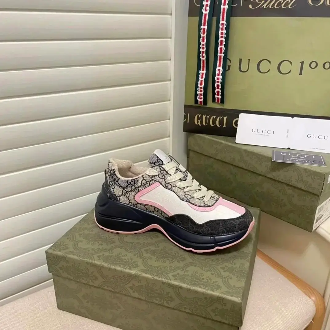 GUCCI Rhyton GG Supreme Sneakers [Height-Increasing Design] — foto 5 de 6