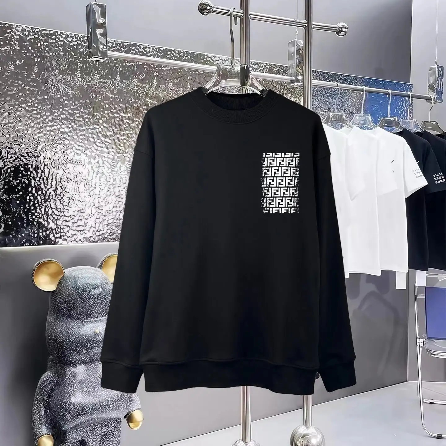 Fendi Hoodie [37 styles] — foto 3 de 6