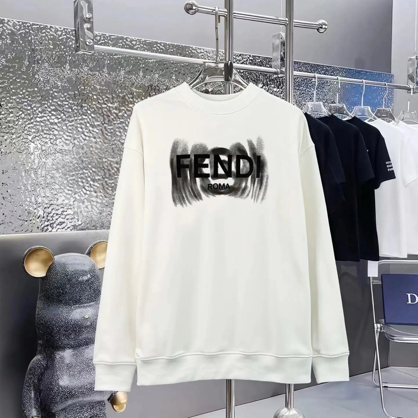 Fendi Hoodie [37 styles] — foto 5 de 6