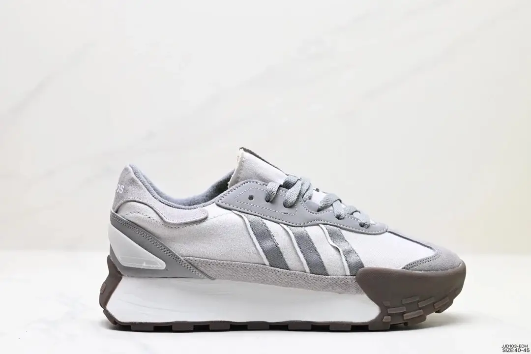 Adidas Chunky Sneakers — foto 3 de 6