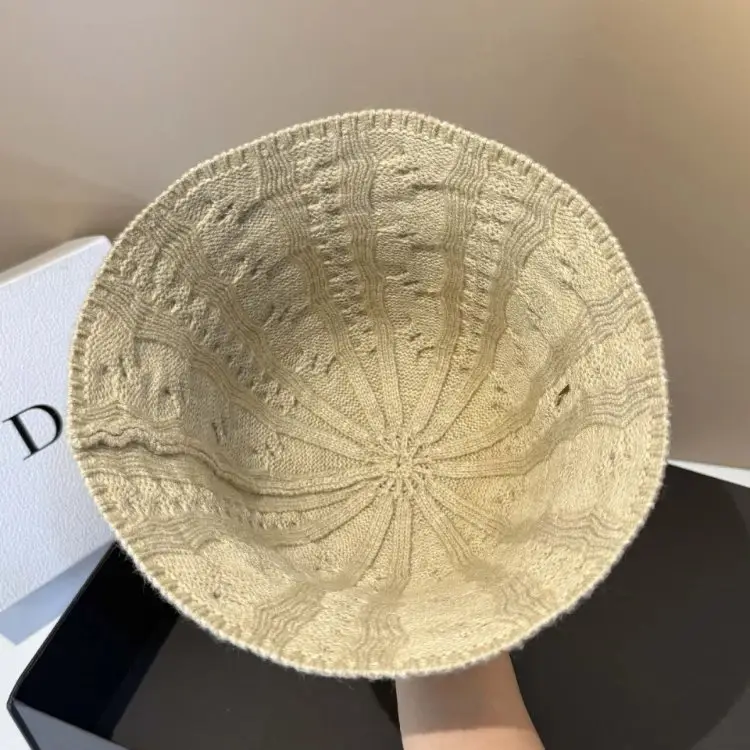 Saint Laurent Bucket Hat [5 styles] — foto 3 de 6