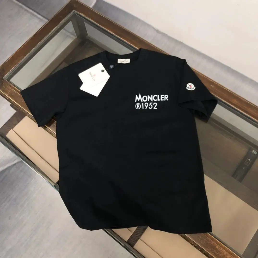 Moncler T Shirt [40 styles] — foto 2 de 6