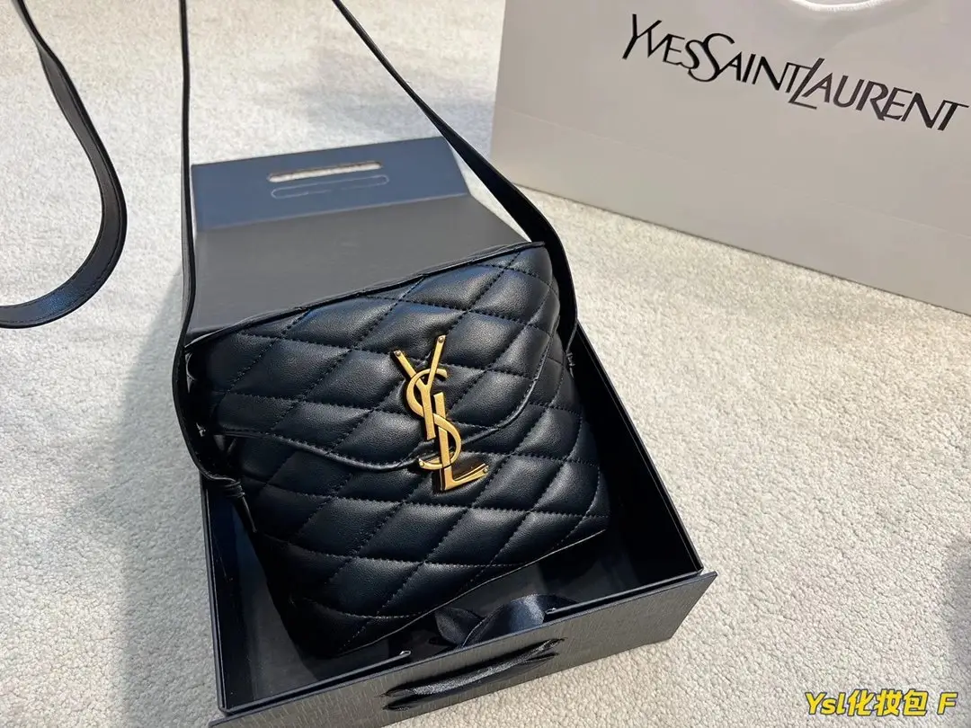 Saint Laurent Bucket Bag [15 styles] — foto 6 de 6