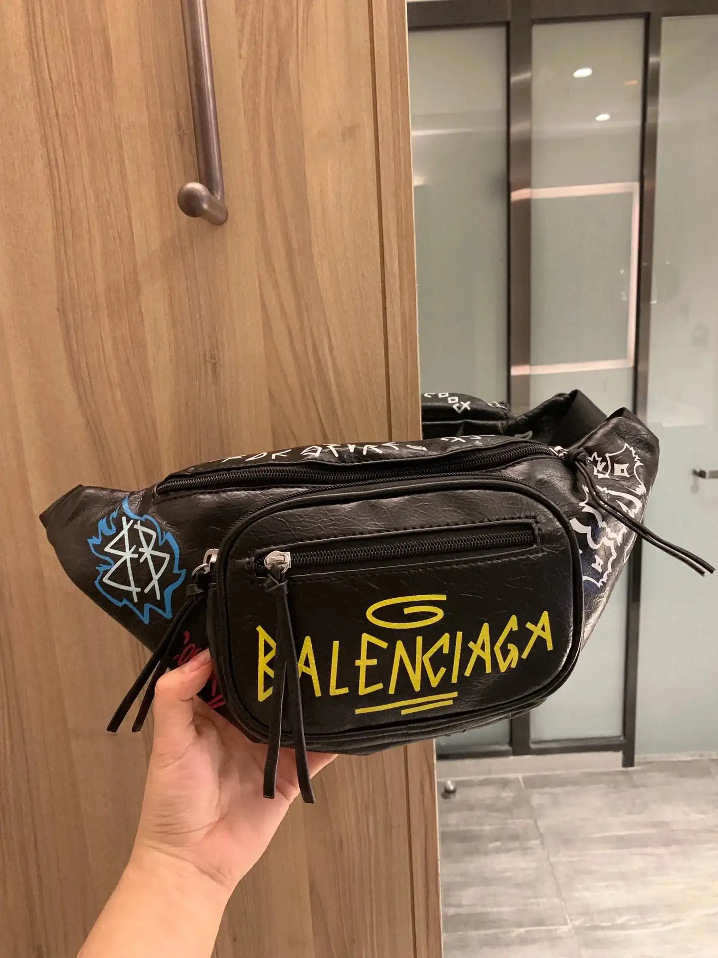 Balenciaga Belt Bags [15 styles] — foto 5 de 6
