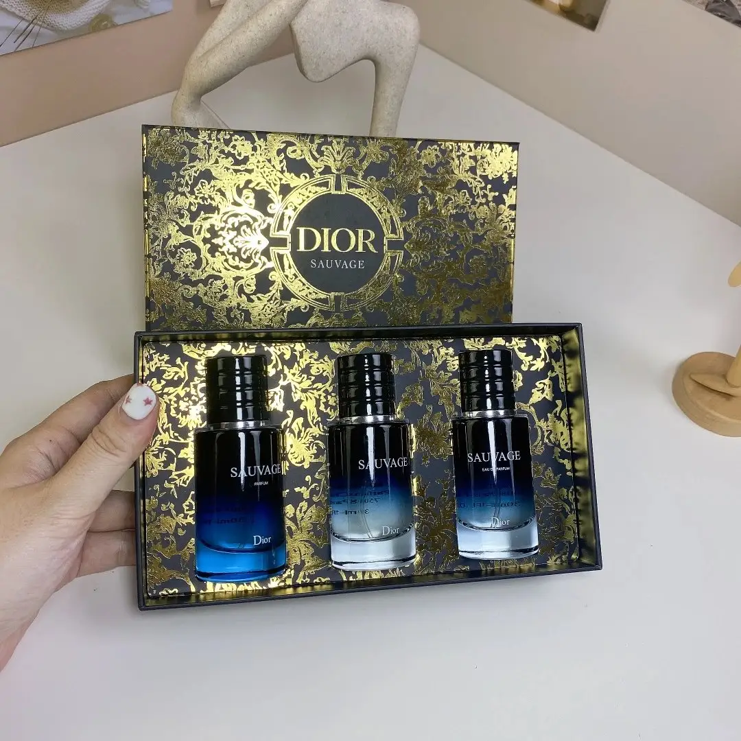 Dior Perfume — foto 2 de 6