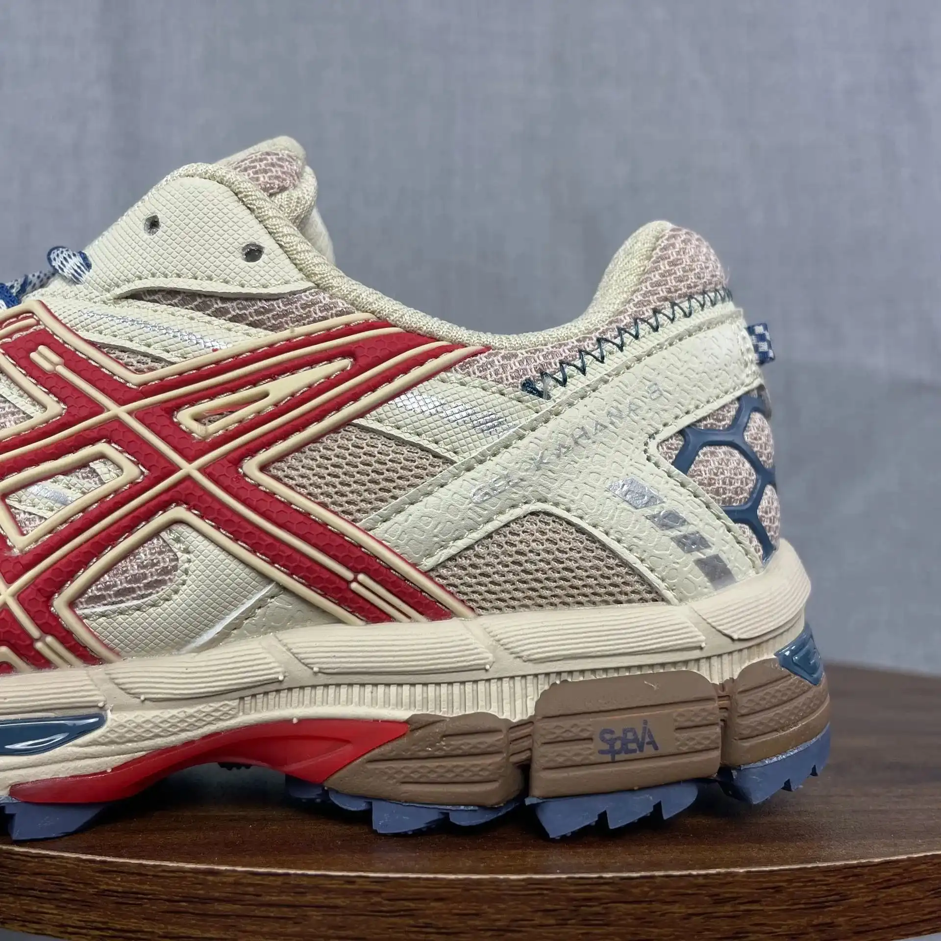 Asics Running Shoes [23 styles] — foto 3 de 6