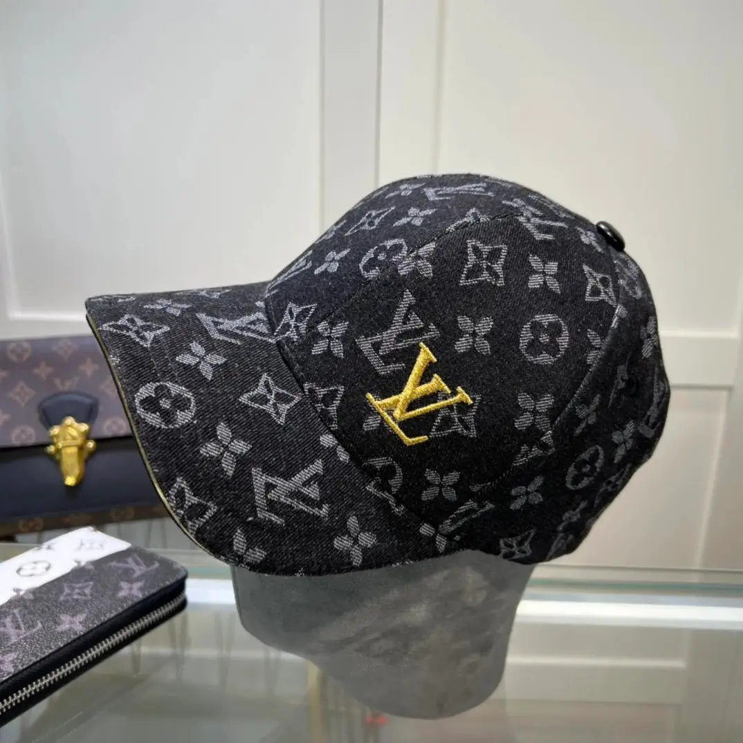 Louis Vuitton Baseball Cap [33 styles] — foto 4 de 6