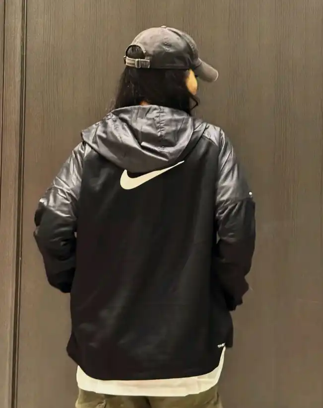 Nike Windbreaker [39 styles] — foto 6 de 6