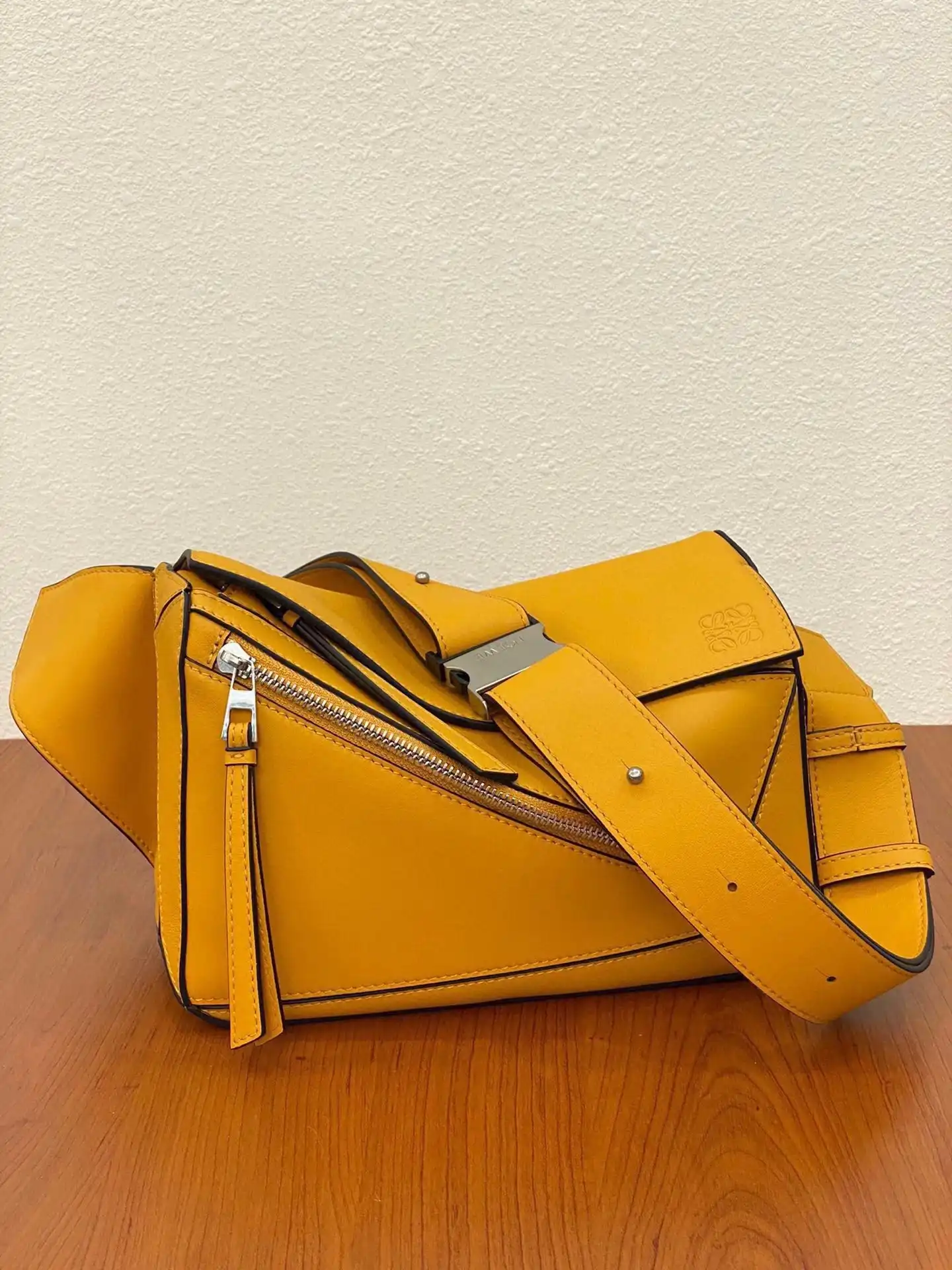 Loewe Chain Bag [11 styles] — foto 6 de 6