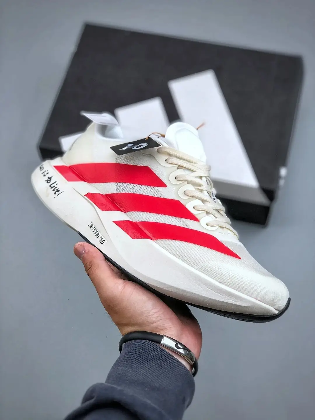 Adidas Running Shoes [40 styles] — foto 5 de 6