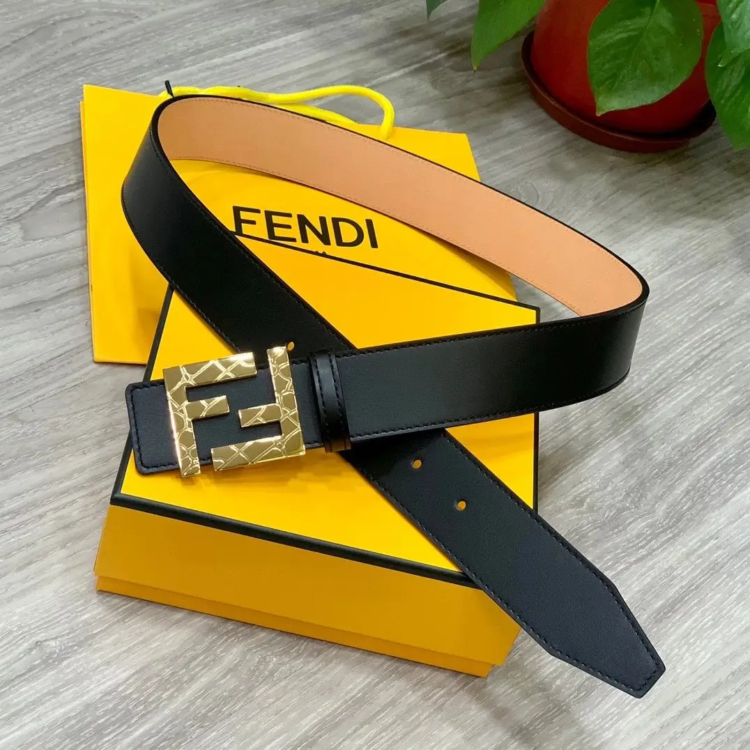 Fendi Leather Belt [15 styles] — foto 2 de 6