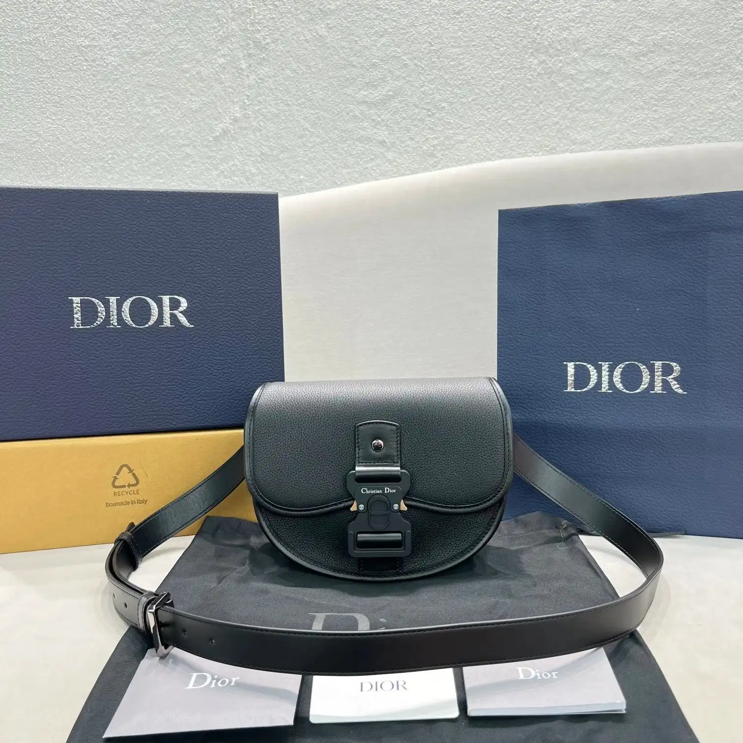Dior Saddle Bag [15 styles]