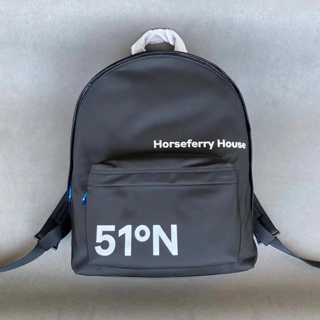 Burberry Backpacks [15 styles] — foto 2 de 6