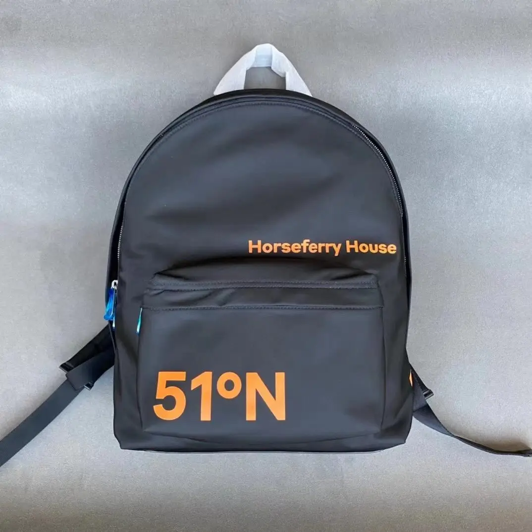 Burberry Backpacks [15 styles] — foto 3 de 6