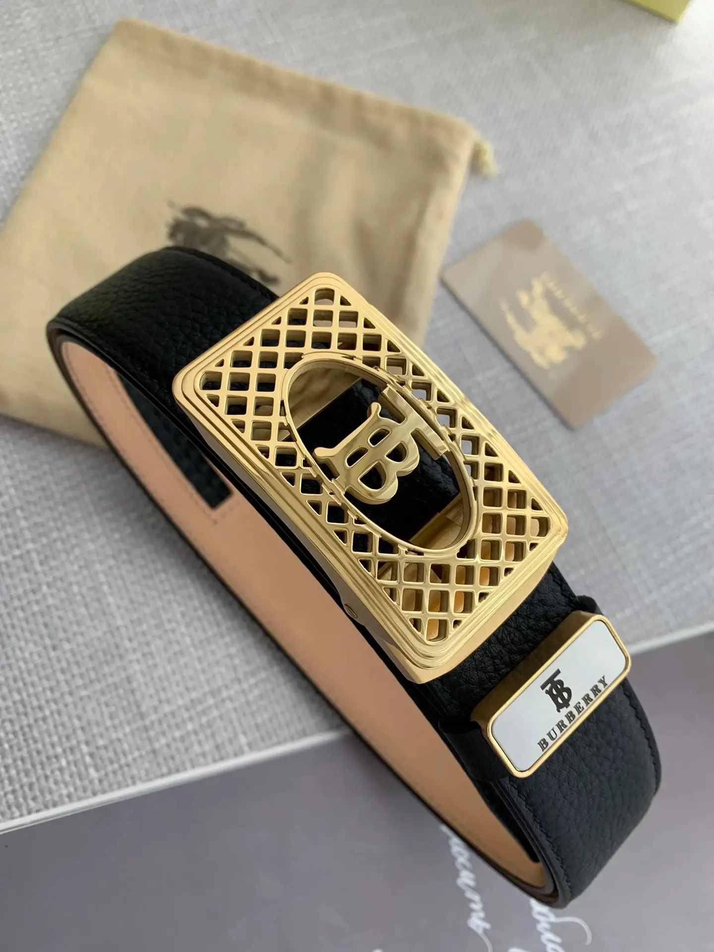 Burberry Leather Belt [14 styles] — foto 5 de 6