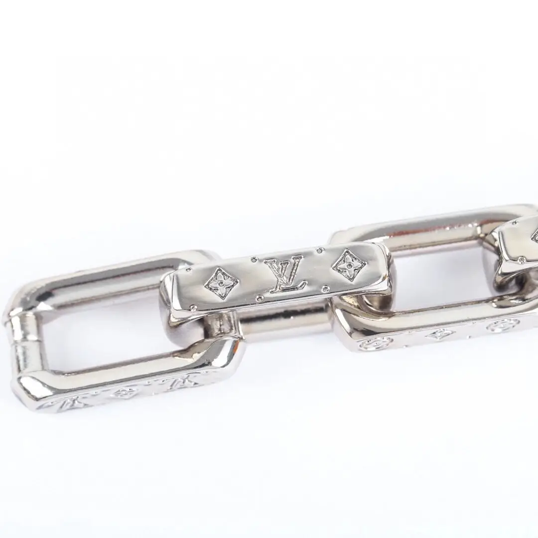 Louis Vuitton Bracelets [11 styles] — foto 4 de 6