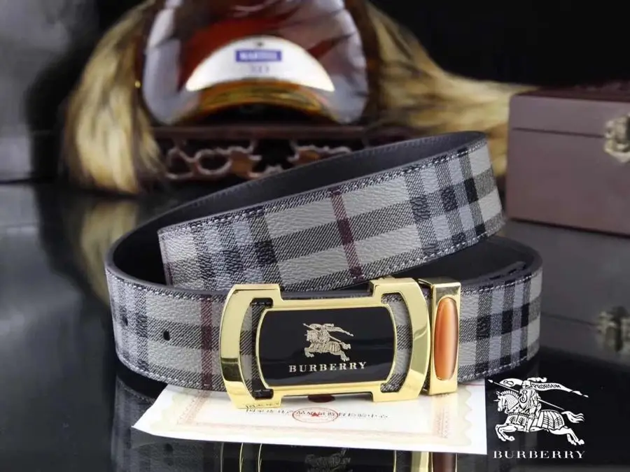 Burberry Leather Belt [15 styles] — foto 2 de 6
