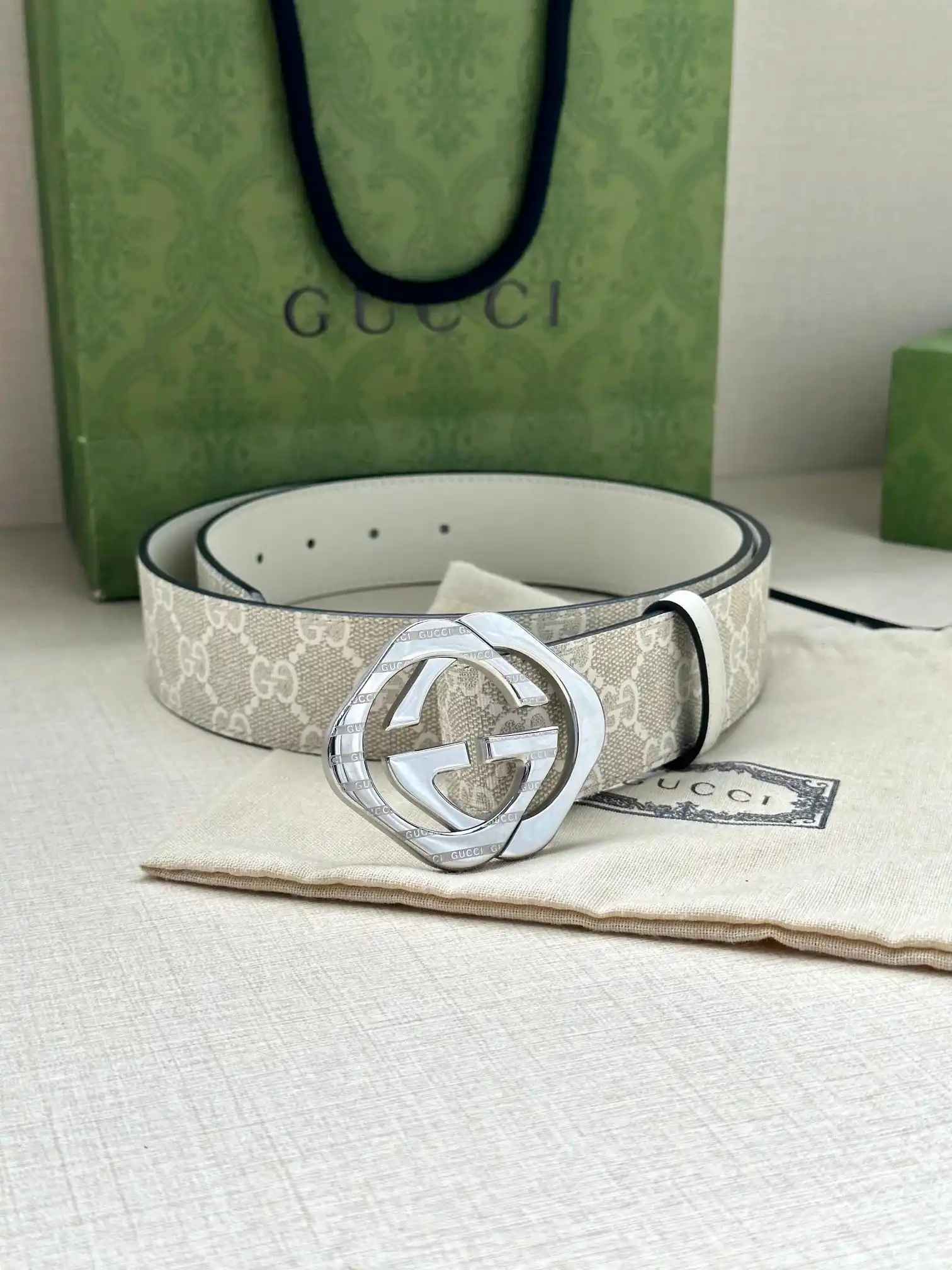 Gucci Leather Belt [14 styles] — foto 5 de 6