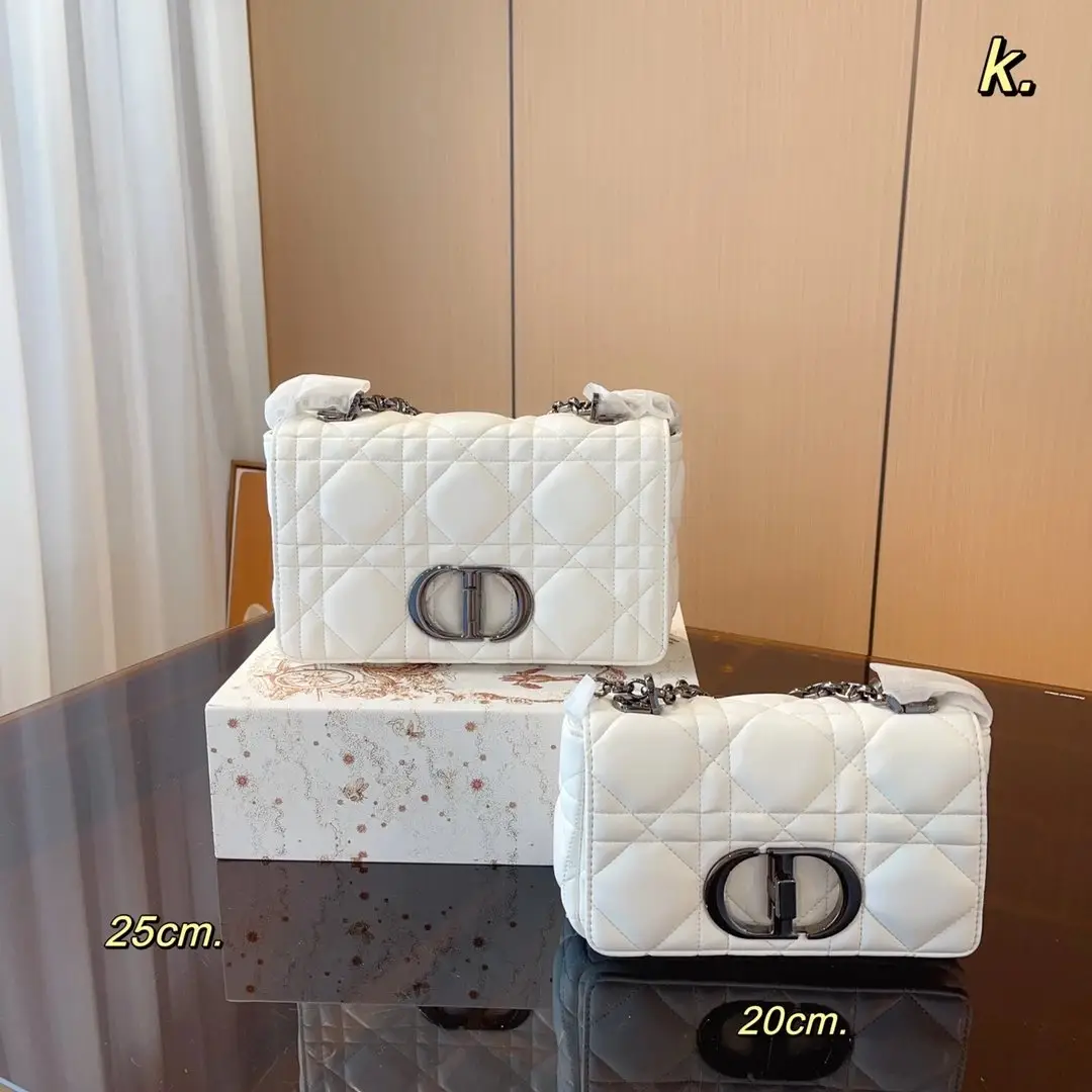 Dior Handbags [14 styles] — foto 3 de 6