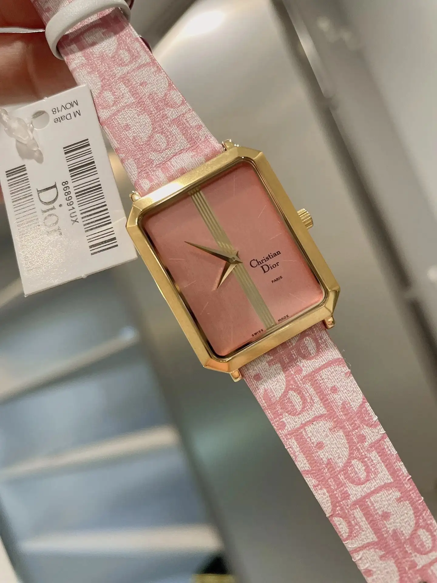 Dior Quartz Watch [2 styles] — foto 3 de 6